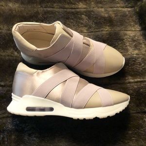 Elie Tahari Shoes | Size 40  Sneakers